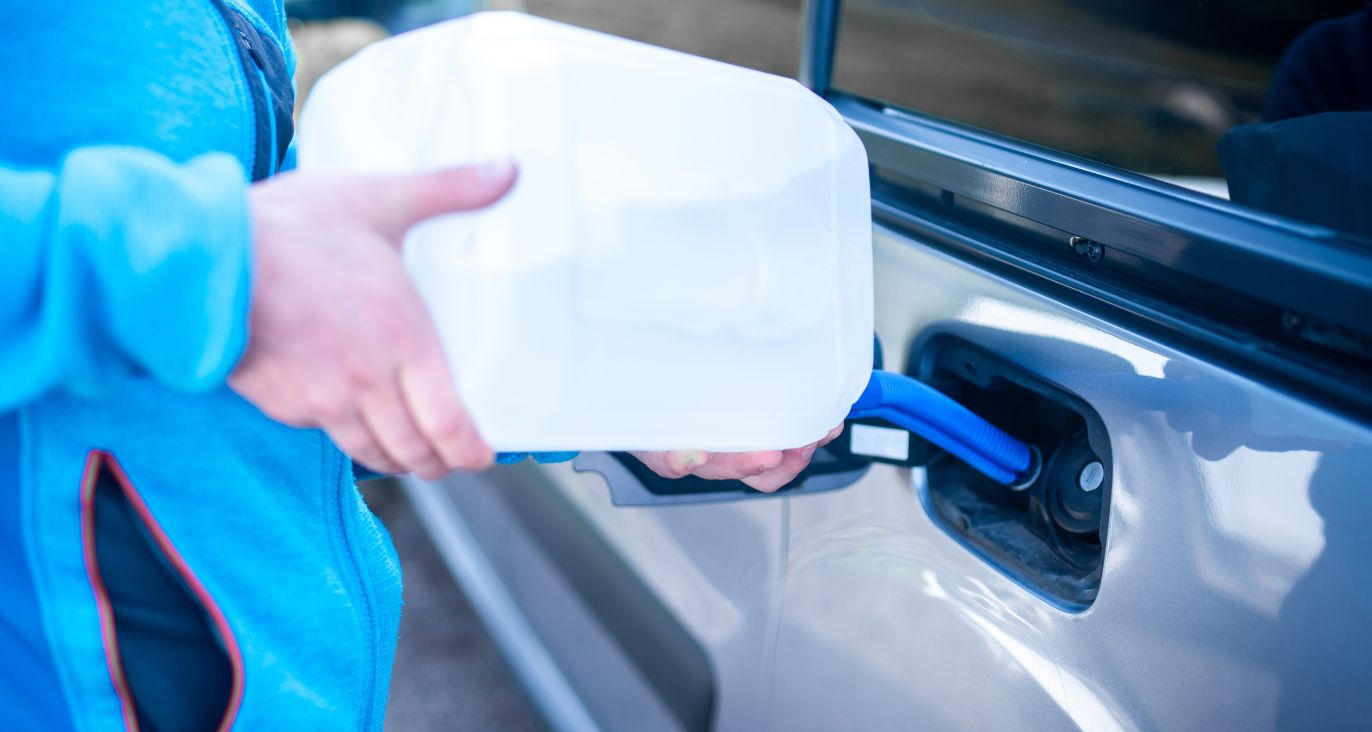 ¿Qué es la urea automotriz?: para qué sirve y cuáles son sus beneficios